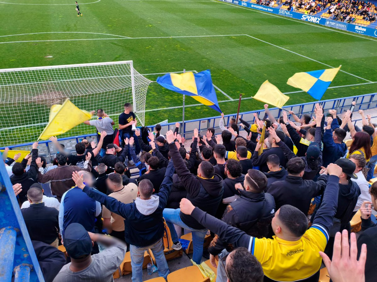 Chavs 71 tweet media