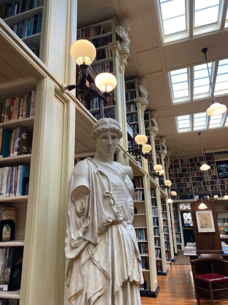 Luna Carter tweet media