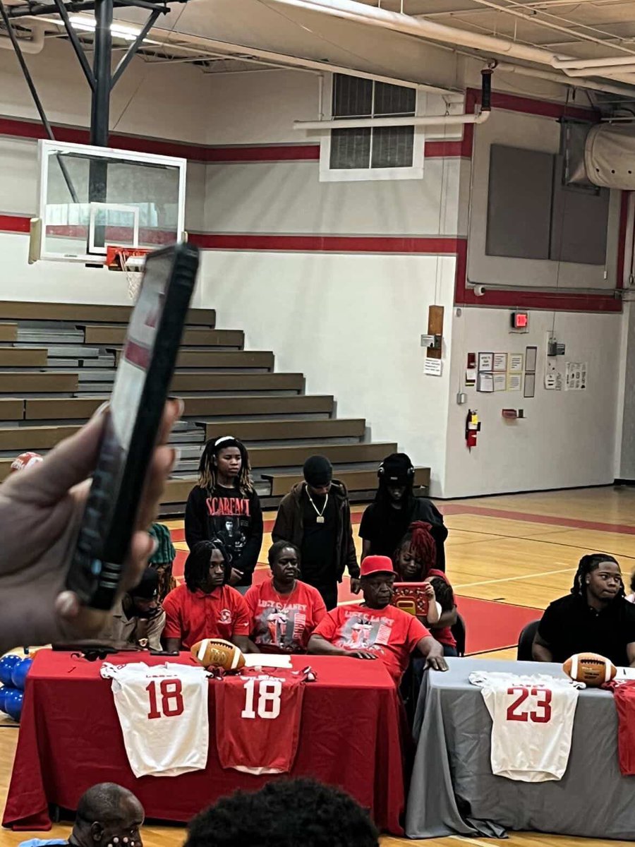 Lucy C. Laney Football tweet media