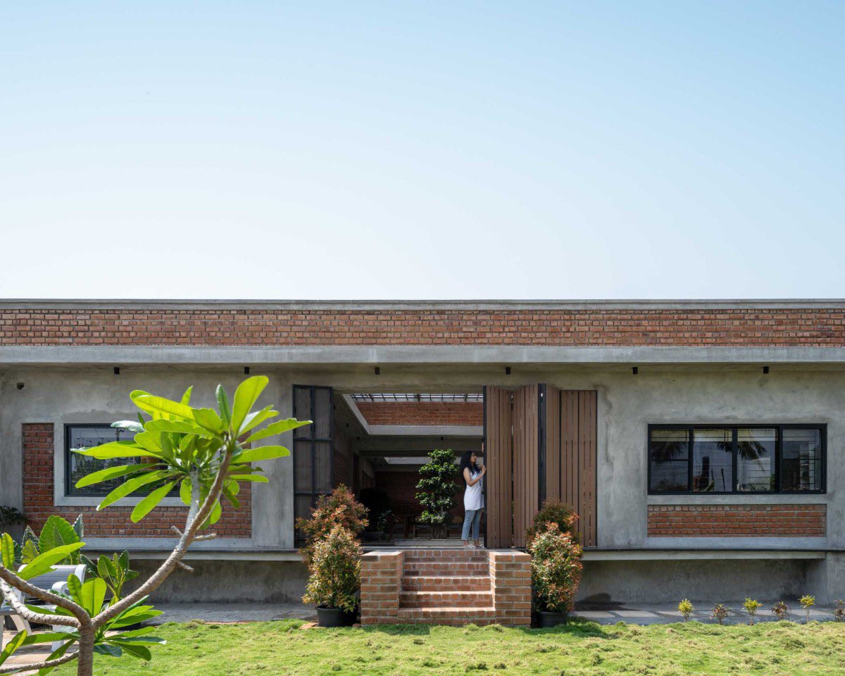 shavnyuyngah's tweet photo. The most beautiful buildings in the world are not the most expensive ones.
They’re the ones built with the right material, in the right place, by people who understood both.
Brick architecture in Africa is not a compromise. It’s a choice we stopped making https://t.co/KpOFZtSxEo