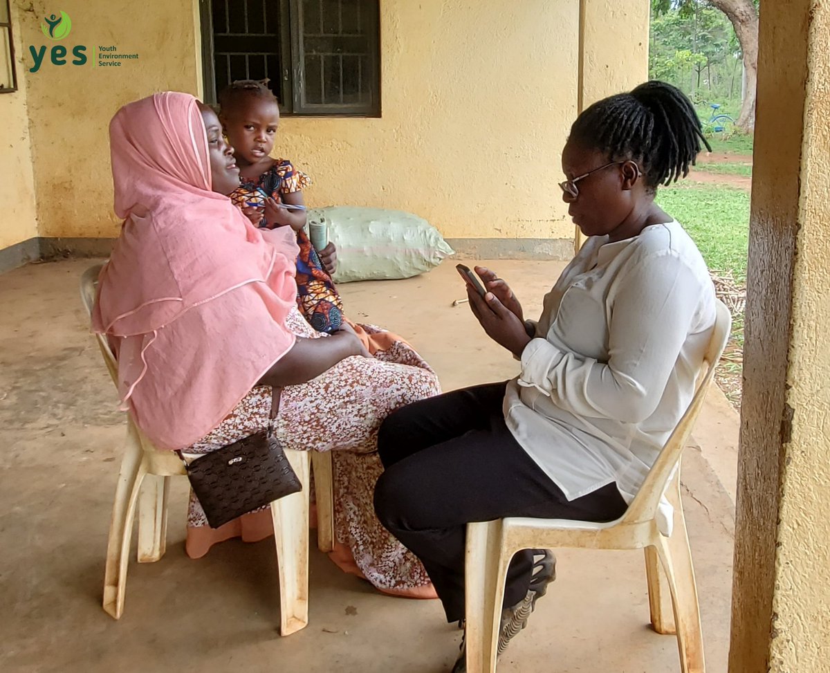 YesBusia tweet media