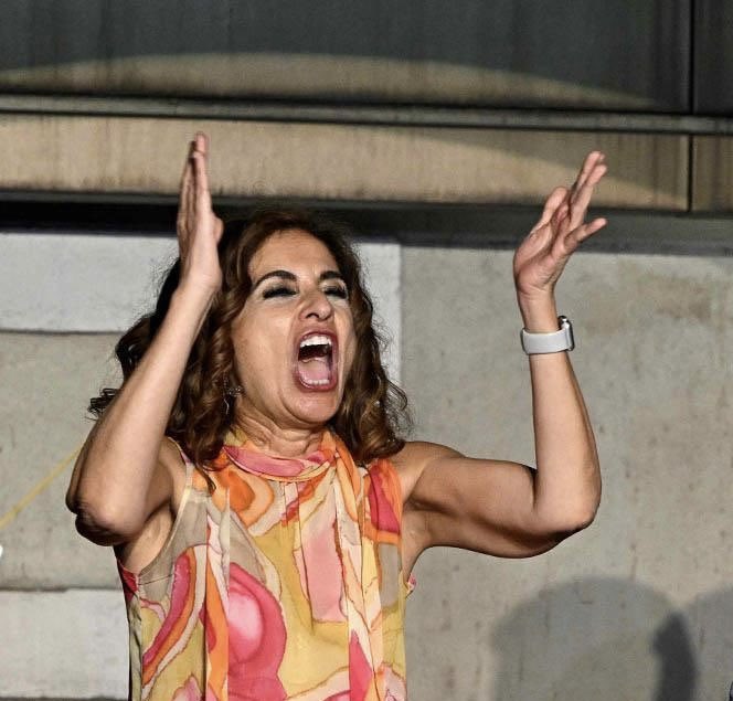 ʜᴇʀQʟᴇs tweet media