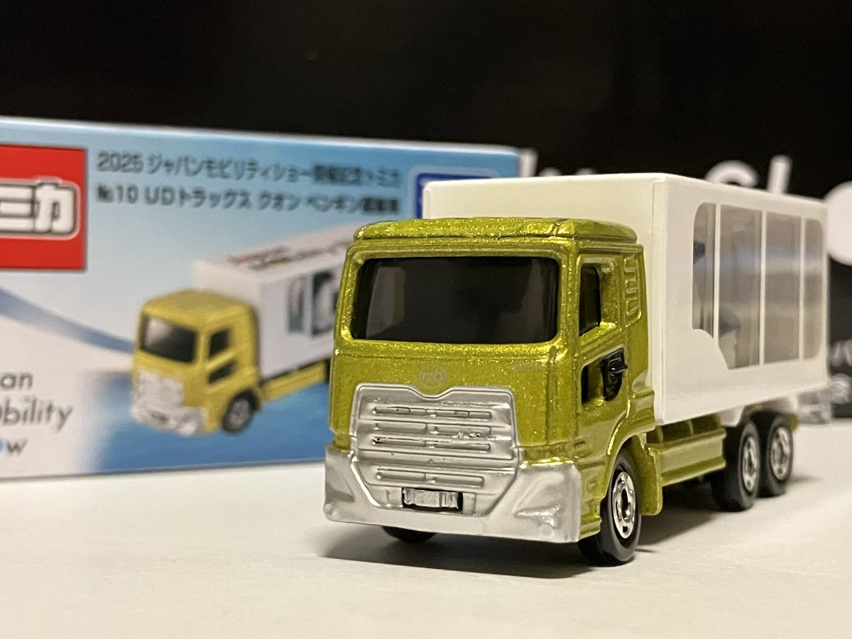 トミカ 2025JMS開催記念トミカ No.10 UDトラックス クオン ペンギン