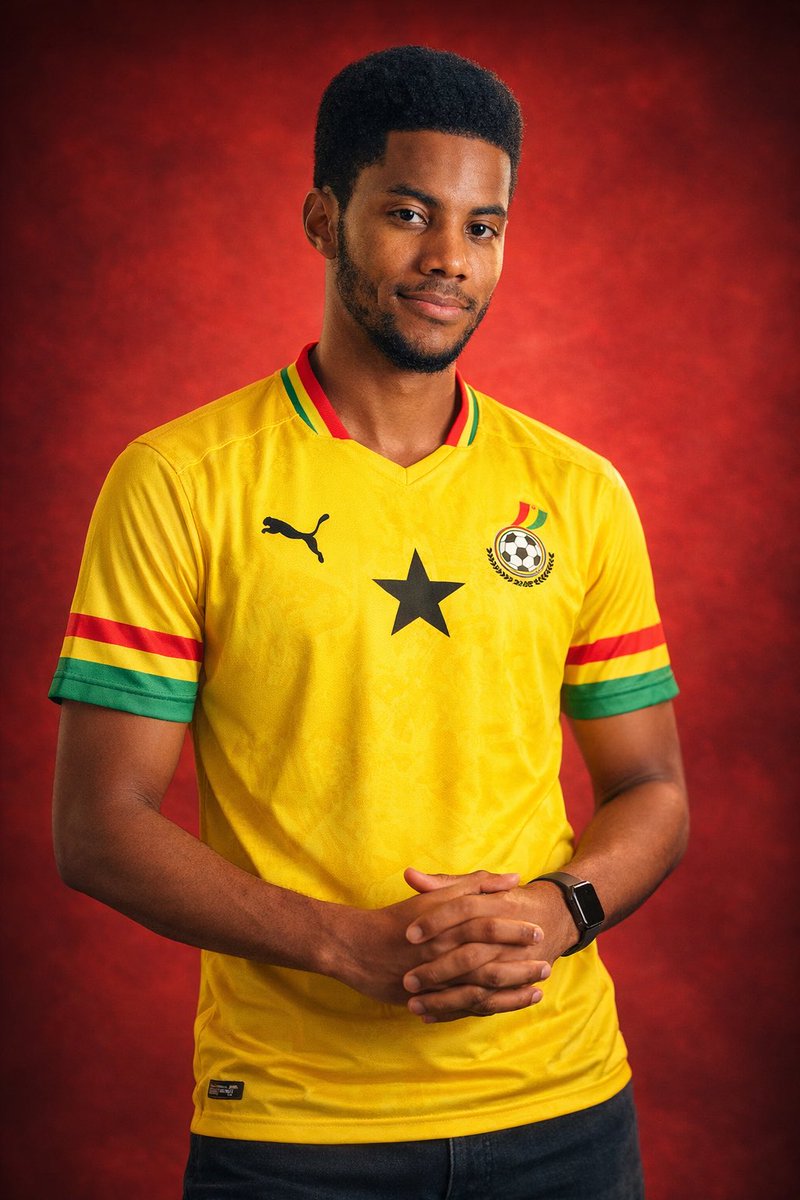 The flag.                                                               The face.
Happy Independence Day 🇬🇭