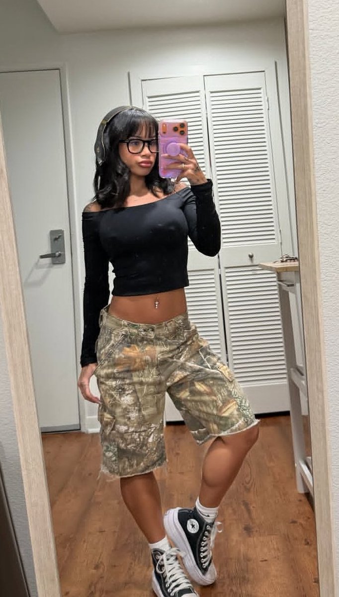 Mistress Lex tweet media