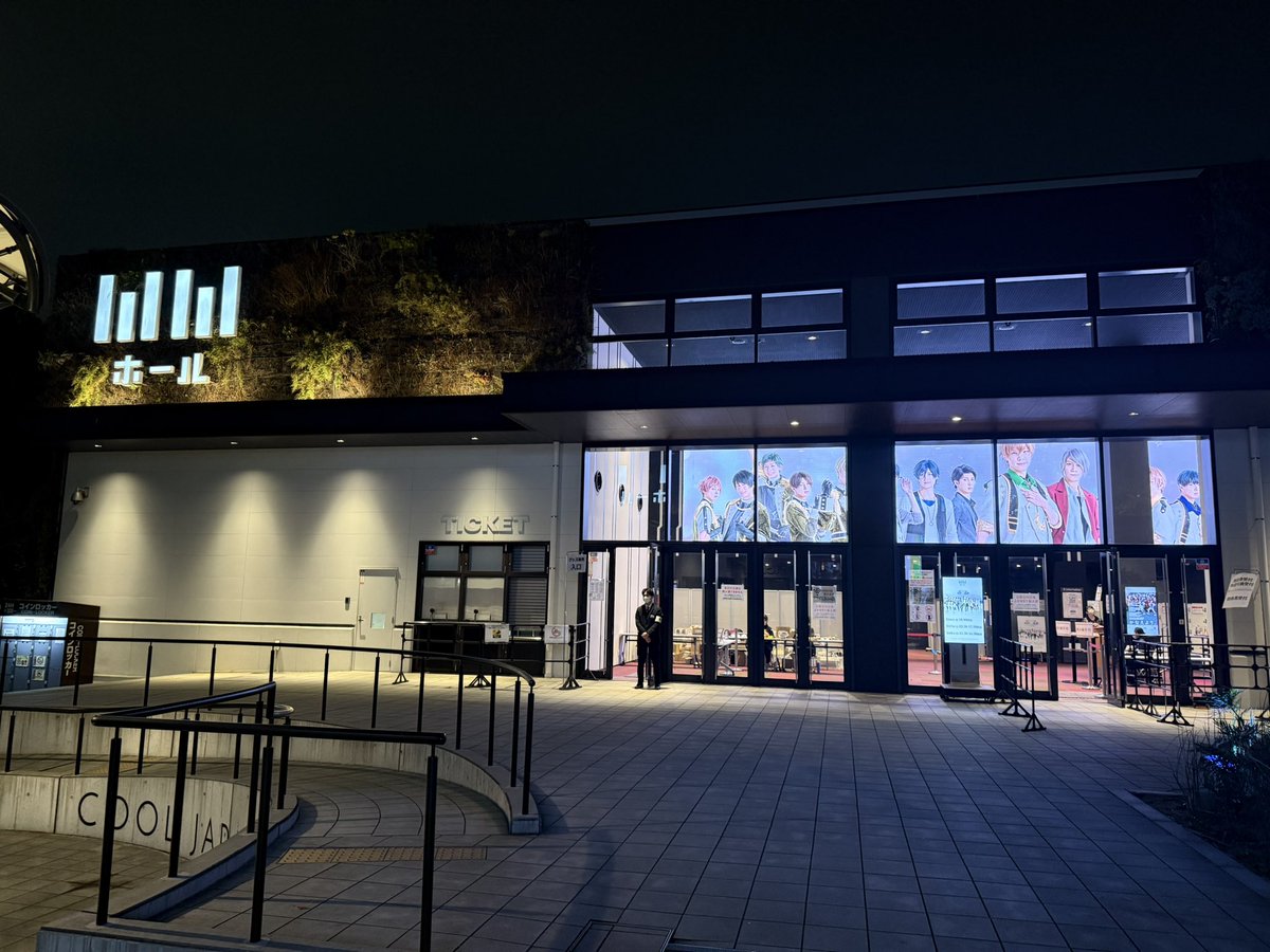 pluscore_2022's tweet photo. 帯同しております
新 #スタミュミュ ‐STARDUSTSTAGE‐
大阪帯同が開幕しました！！
 #舞台トレーナー https://t.co/ZWzKGl2gsp