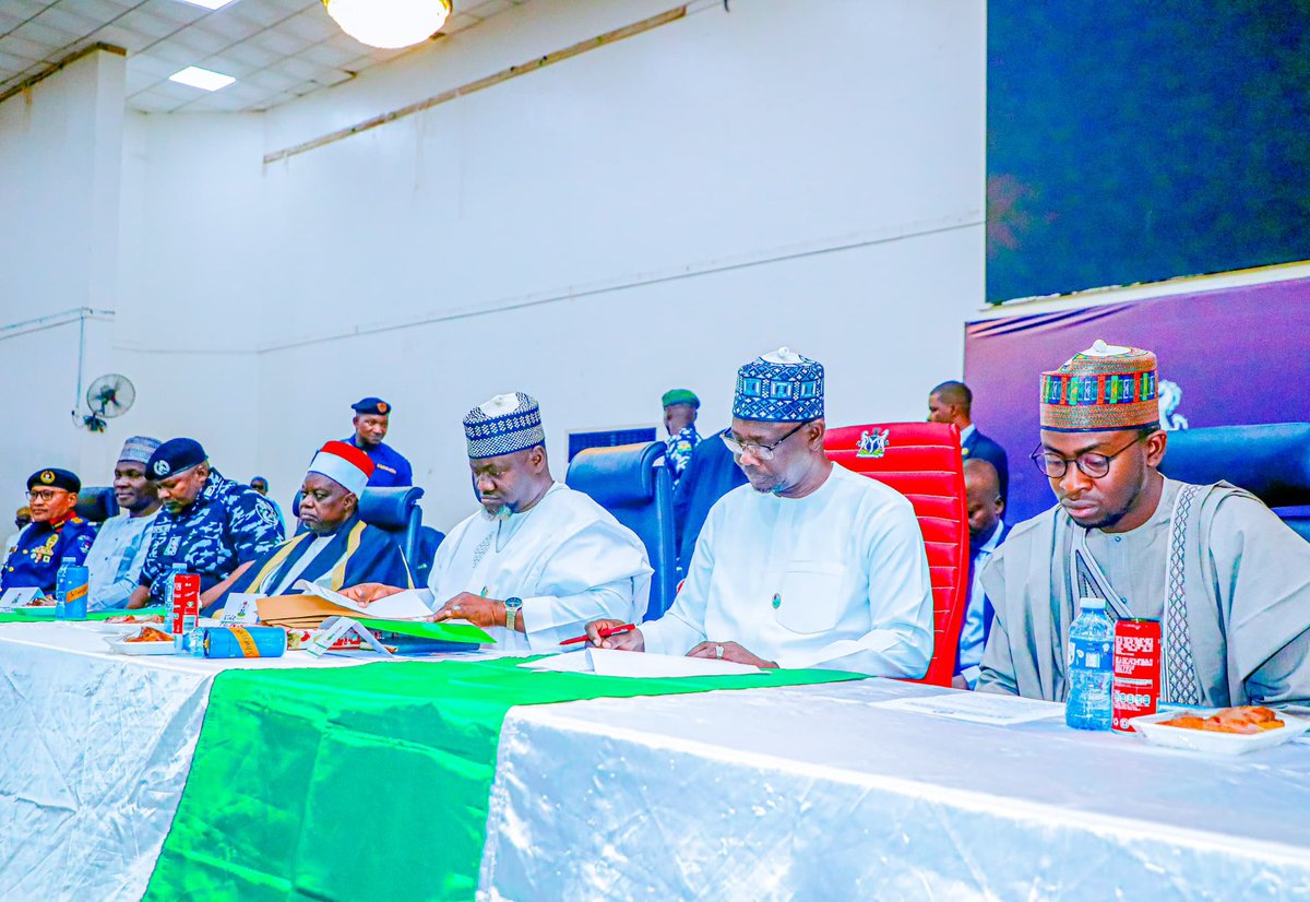 Rt. Hon Muhammad Oyanki. tweet media