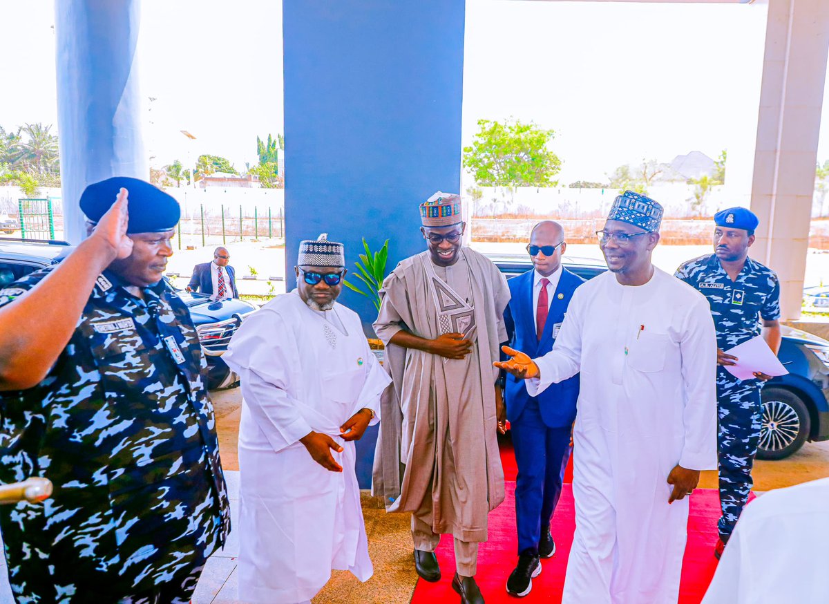 Rt. Hon Muhammad Oyanki. tweet media