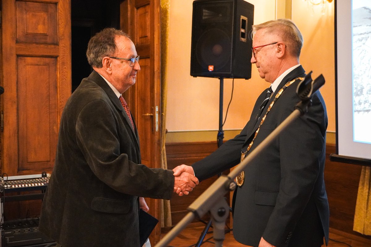 Město Děčín tweet media