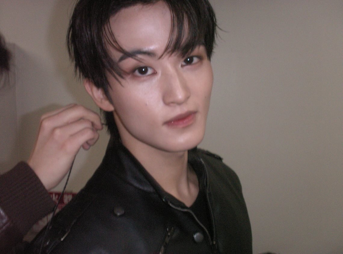 เอ้ออออออ หน้าตาดีอะ ㅠㅠㅠㅠ ไวบ์มาก