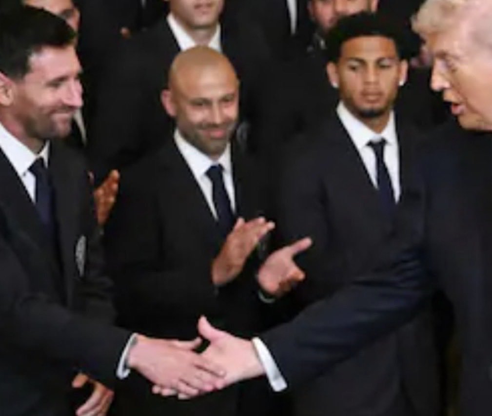 Gera Delelisi ⭐️⭐️⭐️ tweet media