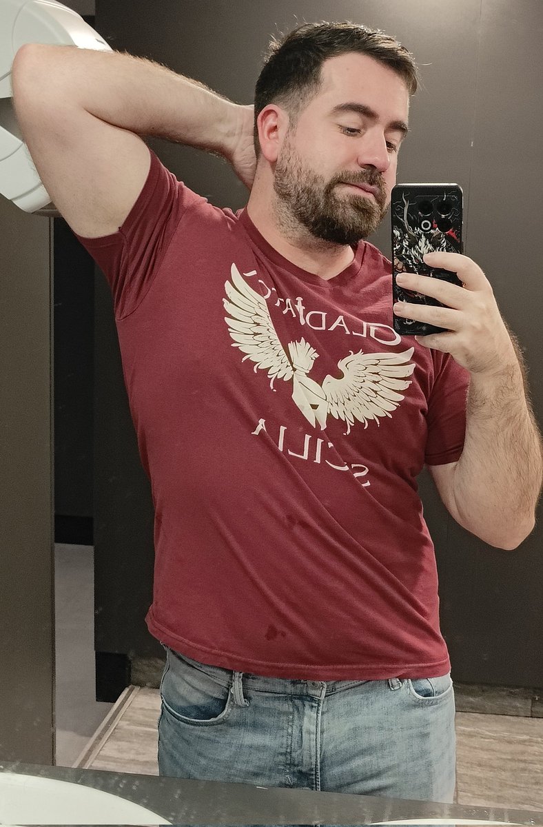 Lips That Intoxicate tweet media