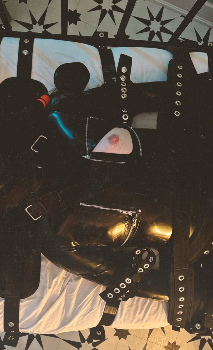 Mistress Violet Mays | Toronto Medical Dominatrix tweet media