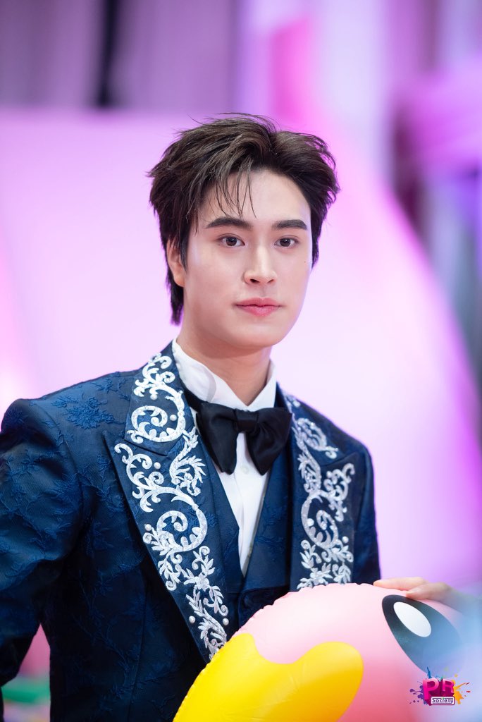 งานห้างต้องเจมีไนน์จริงๆ ความหล่อความแพงความแกลมความเป๊ะ จึ้งทุกห้างเลยพี่เอ๊ย

#Gemini_NT #เจมีไนน์