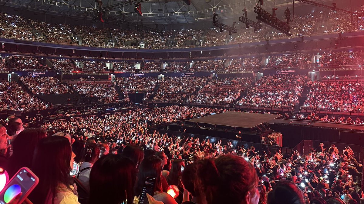 lvs_utopia's tweet photo. The Expedition                In Your Fantasy 
Sidney 2019                     Sidney 2026
The Big Top                      Qudos Bank Arena  
3K                                          21K. approx.

MY ATEEZ😭 #에이티즈 #ATEEZinSydney https://t.co/FW5mTUS9Ig