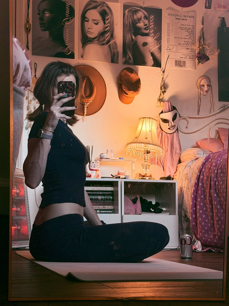 Yourluvlexi tweet media