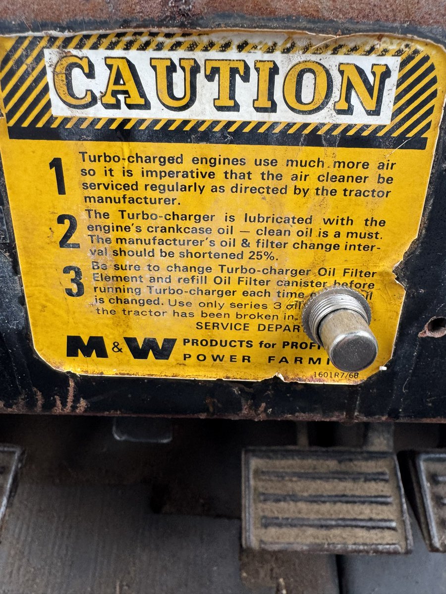 marioncofarmer's tweet photo. grabbed a #1070Case yesterday for the auction march 18 at #kerrauction mt sterling Illinois and got a very pleasant surprise the only M&amp;W turbo kit I’ve ever seen on on 1070 in real life or even in the catalogs and let me tell you this thing absolutely barks! Video coming https://t.co/pZ1RbOUEJr