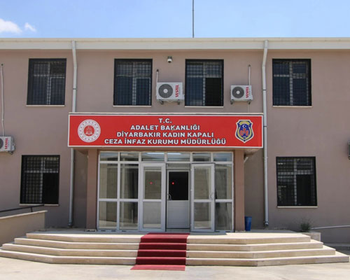 İHD Amed Kadın Komisyonu tweet media