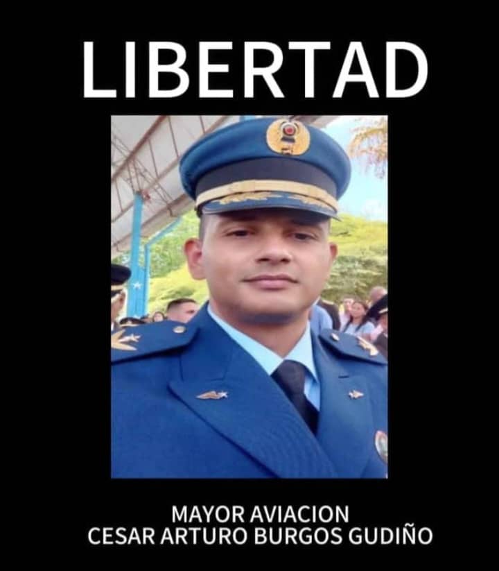 #06Marz El es César Arturo Burgos Gudiño Mayor de la Aviación de la FANB, oriundo de Barquisimeto Edo Lara, detenido el pasado 23 enero del 2025, recluido en Rodeo I, hoy elevamos nuestra voz por el respeto a sus derechos y exigimos que sea incorporado en el proceso Amnistía!!