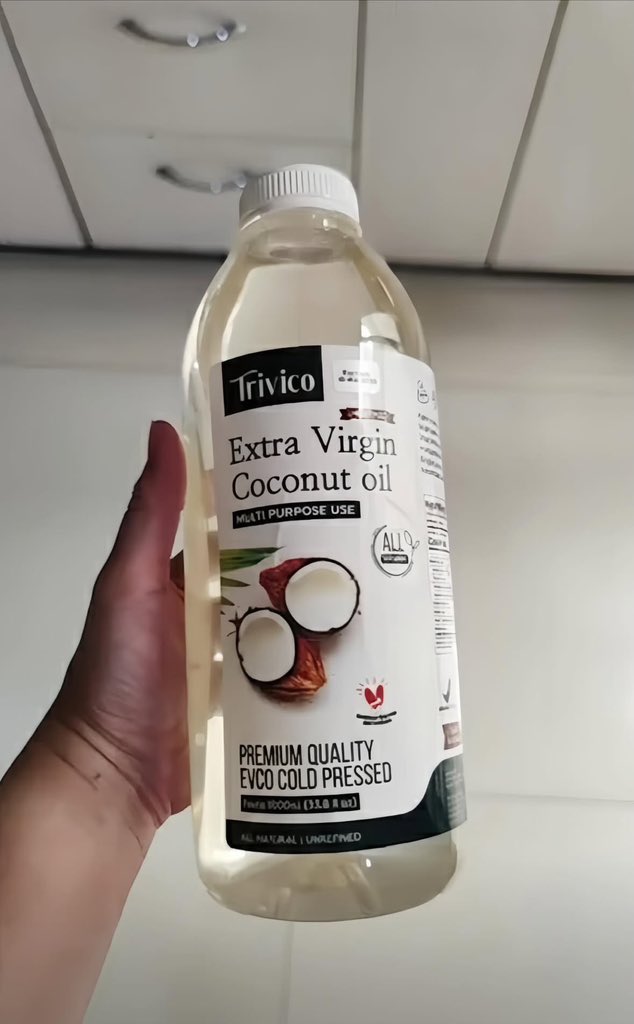oopsinara's tweet photo. yang ngikutin aku dari dulu pasti tau aku udah lama banget pake pasta gigi ini, soalnya di aku jujur lebih ngaruh dibanding marvis. btw di BKK juga lagi rame banget yang pake.

dentiste ⤵️
https://t.co/ydtVP0GN4F
oil pulling ⤵️
https://t.co/auyuhXmTAj https://t.co/Dpvs2XR0QH