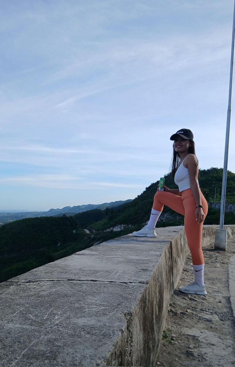 dacillo_lynlyn's tweet photo. I’m not doing this to be perfect. I’m doing this to be stronger than yesterday.😉🧡 https://t.co/Yqm7fOeBYj