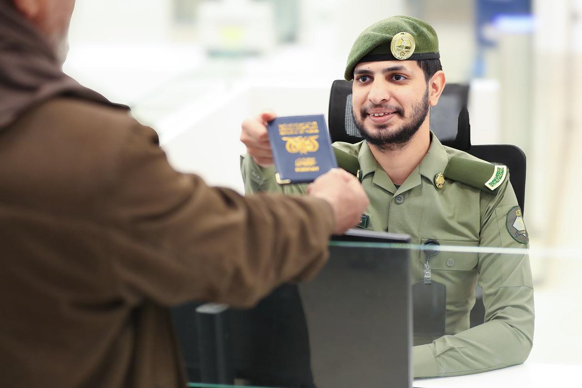 الجوازات السعودية tweet media