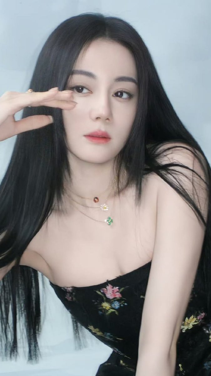 何, Ignieszka (@ofdentelle) on Twitter photo 