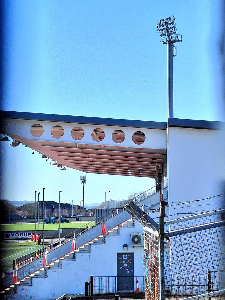 christopher tweet media