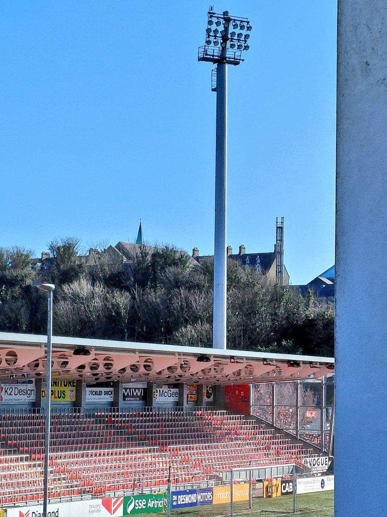 christopher tweet media