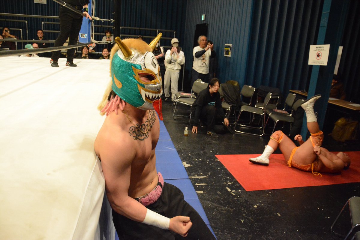 Bigitai2's tweet photo. 3/6
ZERO1インイタ大会
シングルマッチ15分1本勝負 朱鷺裕基 vs ヴァンヴェール・ジャック戦
#ヴァンヴェール・ジャック
 #pwzero1 https://t.co/R4ykN6ox1g