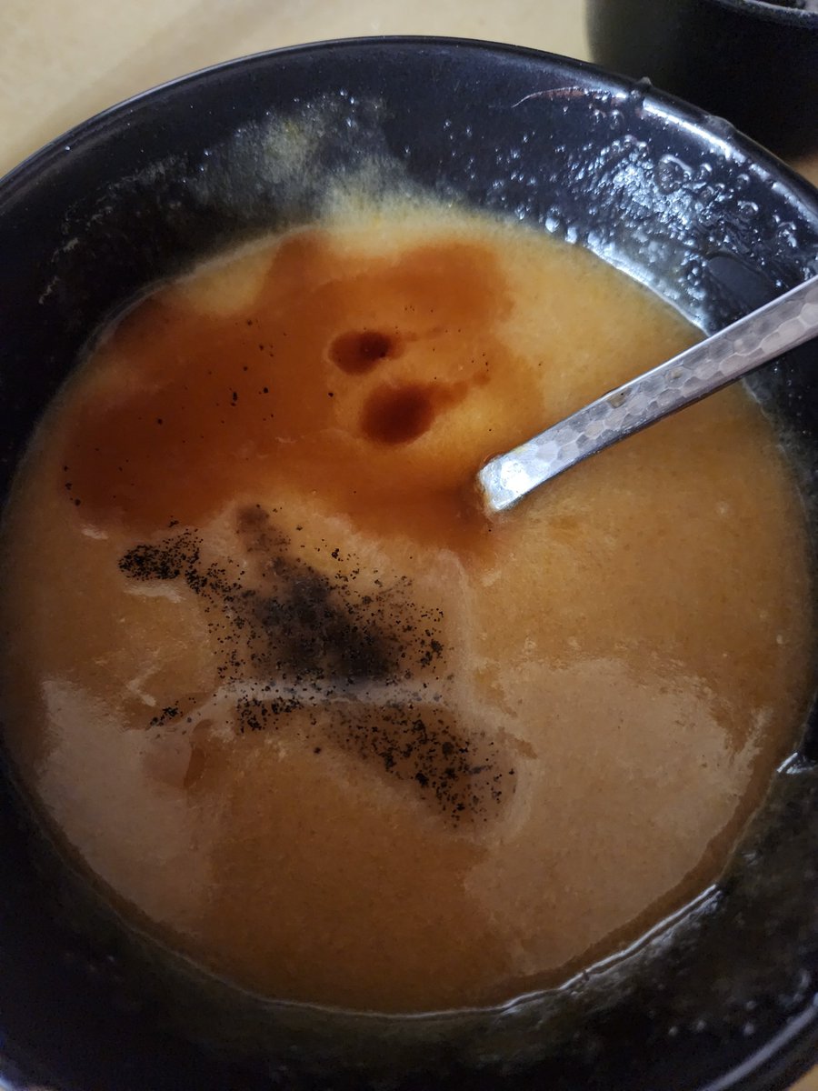 Miss Atomic tweet media