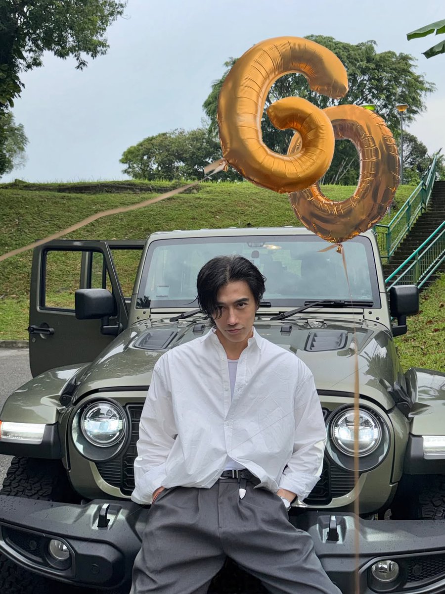 RT_com's tweet photo. Photographer from Singapore who looks 30 celebrates 60th birthday

Chuando Tan stuns the world, proving that longevity isn’t just a word. His secret: mindset, healthy eating, exercise, or so he says

Considering a gym membership already? https://t.co/lmy30XxhTb