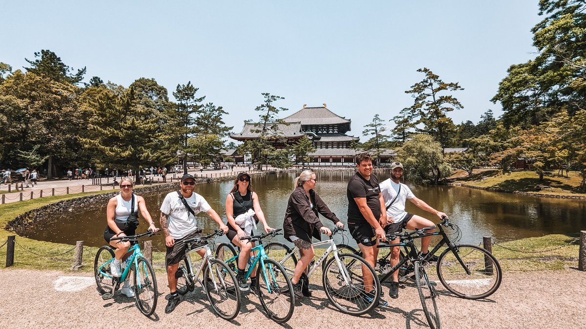 On our Nara #biketour you cycle through centuries of history 🏯⛩️🎎  Along the way you’ll ride through beautiful Nara Park and meet the city’s most famous residents: the friendly deer. 🦌🚲  #BajaBikes

bajabikes.eu/en/nara-bike-t…