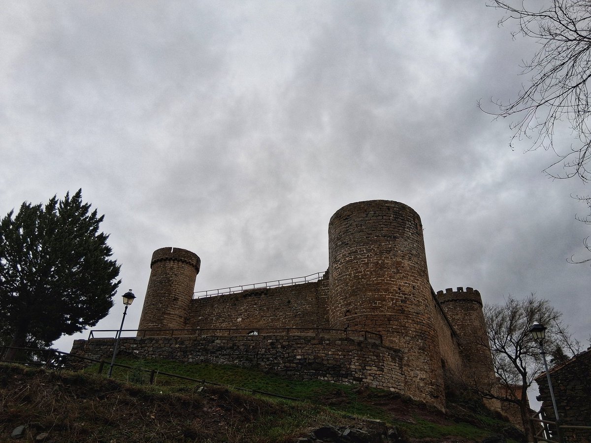 6.3.2026
Las paredes del Castillo estan empapadas.
Cornago. Jueves 5 mar= 30 litros
<a href="/AEMET_Aragon/">AEMET_Aragón</a> 
<a href="/AEMET_Cantabria/">AEMET Cantabria</a> 
<a href="/Aemet_Corpora/">AEMET_Corporativa</a> 
<a href="/AEMET_LaRioja/">AEMET_La Rioja</a> 
<a href="/AEMET_Navarra/">AEMET_Navarra</a> 
<a href="/lariojaMeteo/">La Rioja Meteo</a> 
<a href="/MeteoSE/">AMETSE</a> 
<a href="/meteosojuela/">Meteosojuela La Rioja</a>