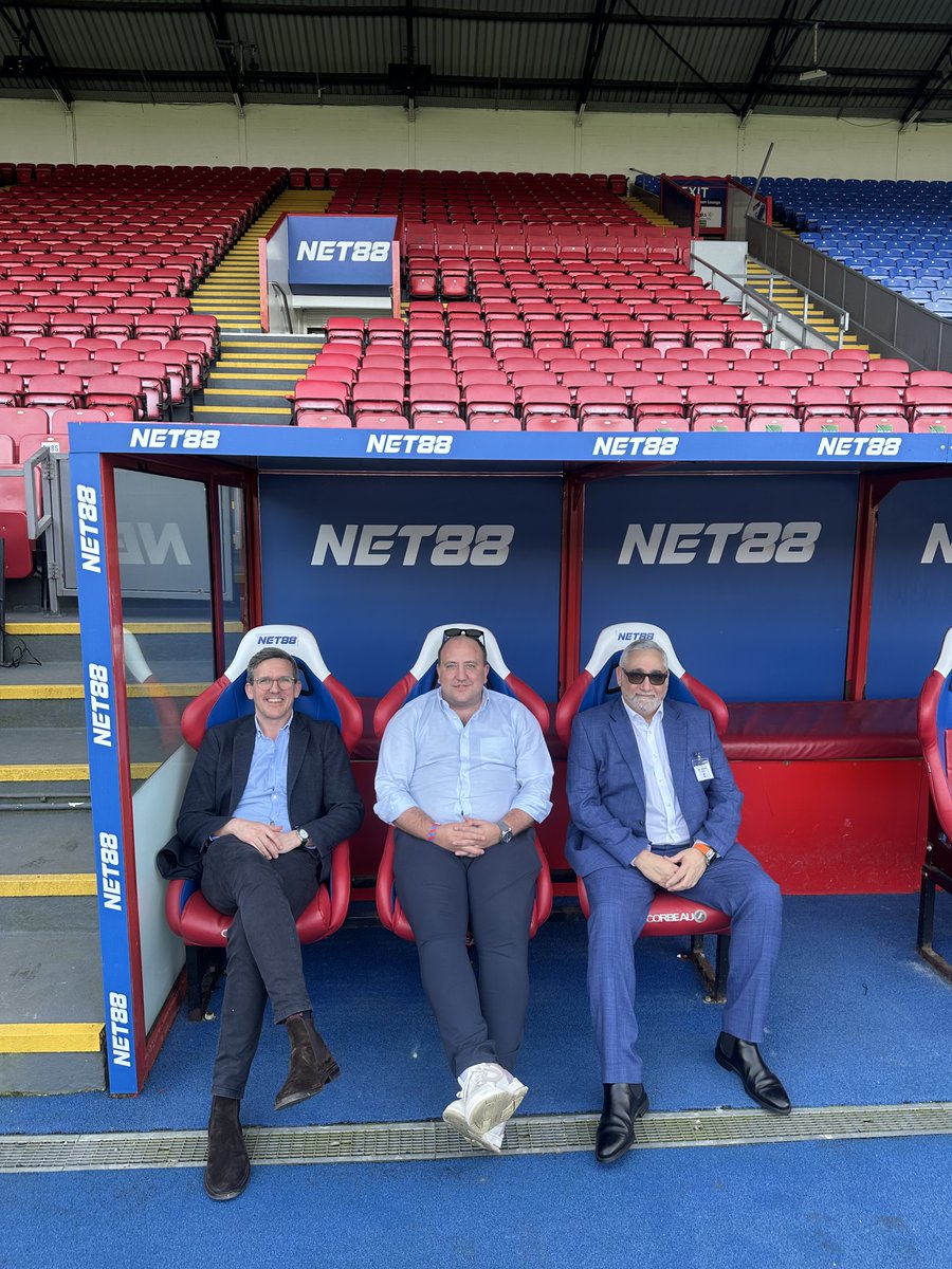 MCH London tweet media