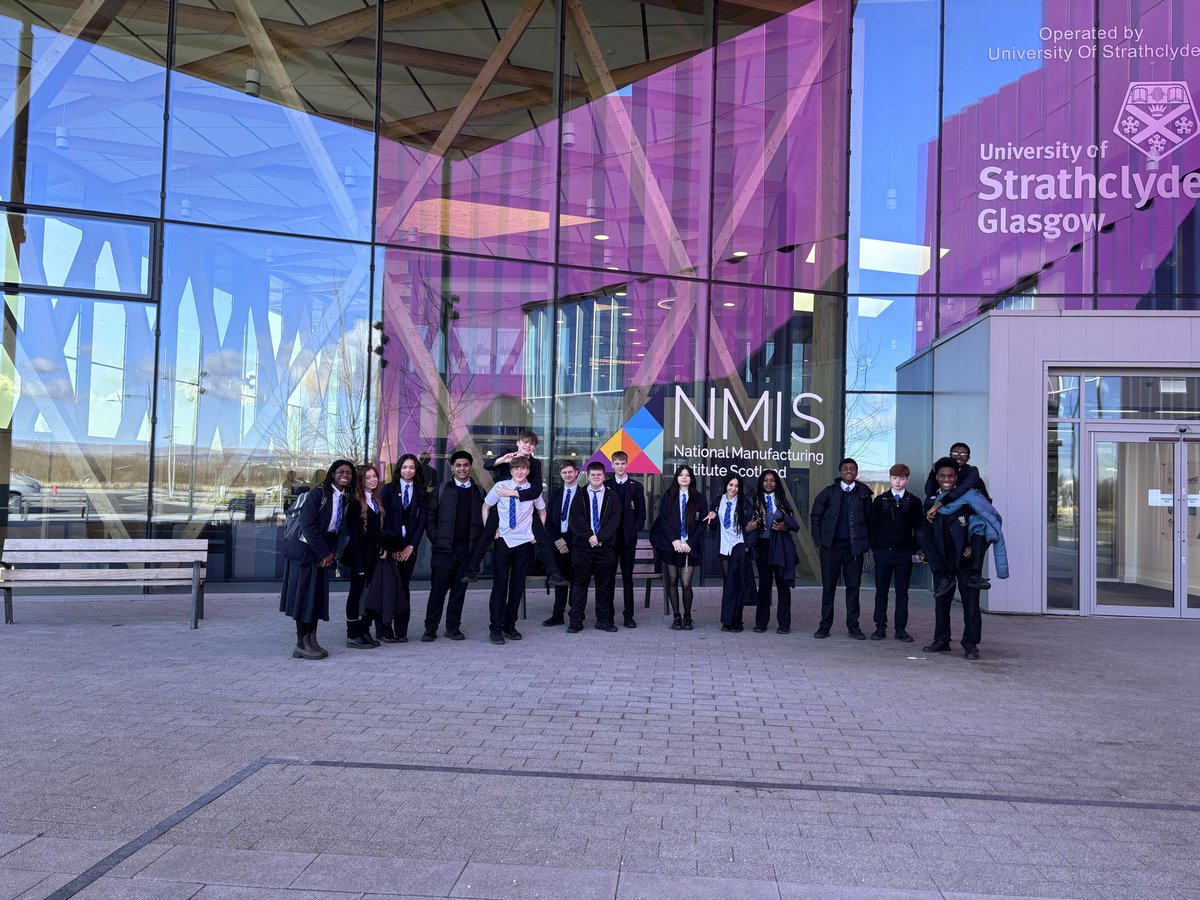 Miss Burrell tweet media