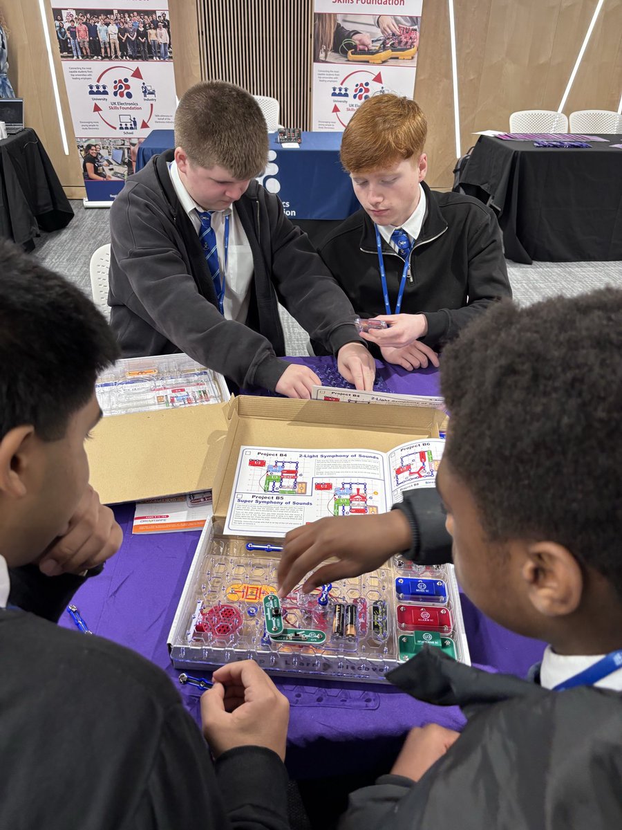 Miss Burrell tweet media