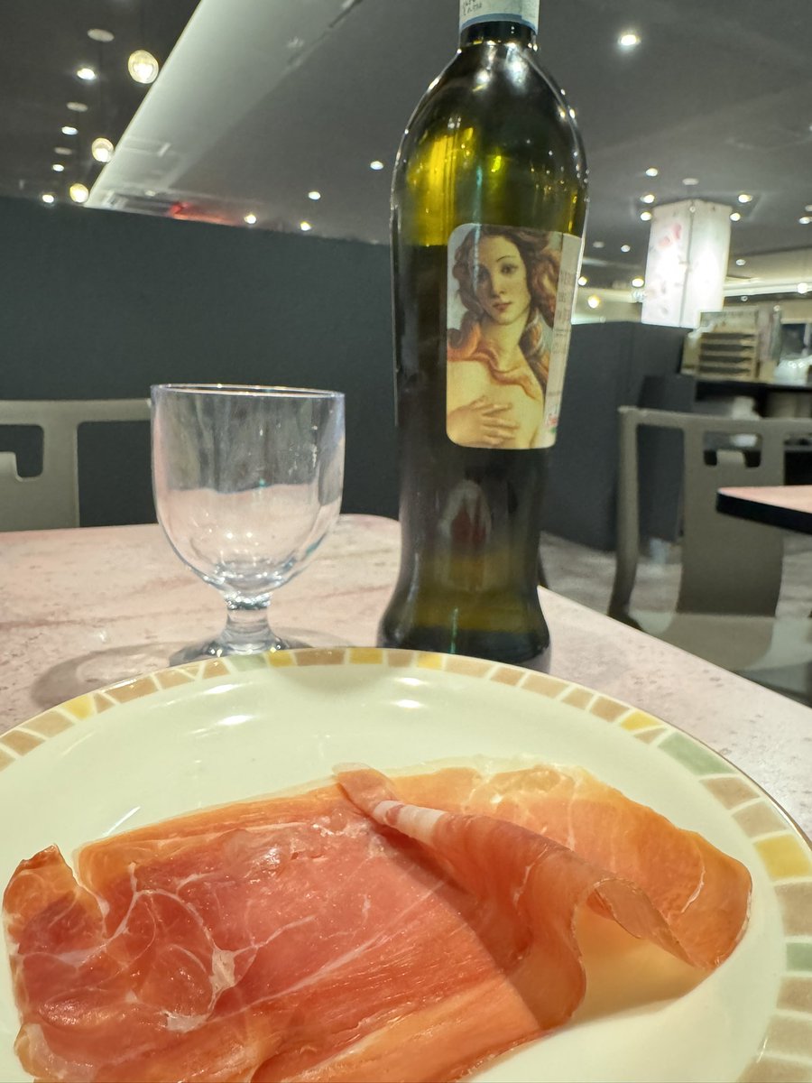 あくる tweet media