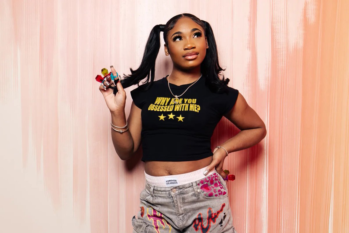 Rolling Stone tweet media