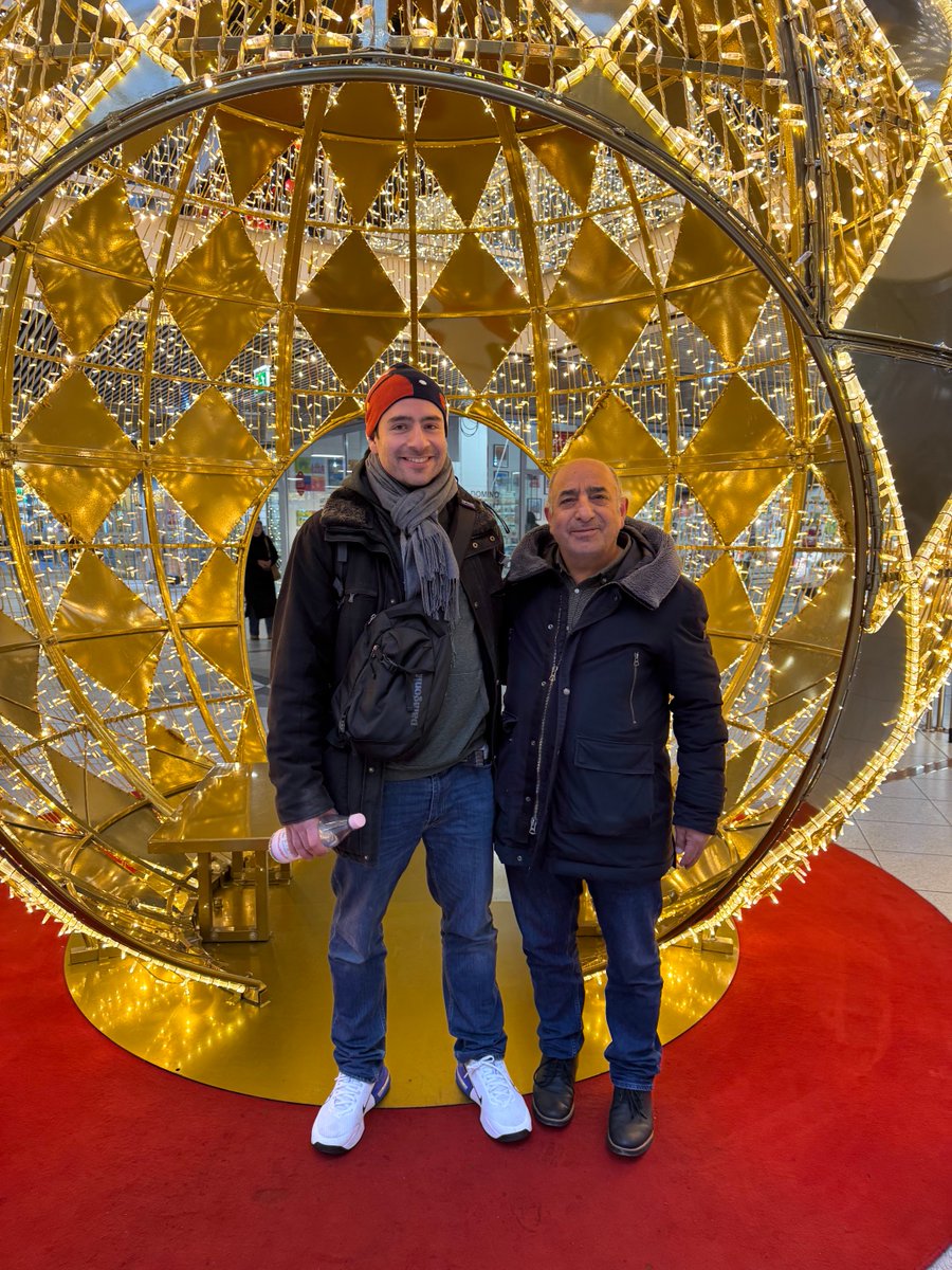 Ümit Yazıcıoğlu, habilitierter Wissenschaftler tweet media