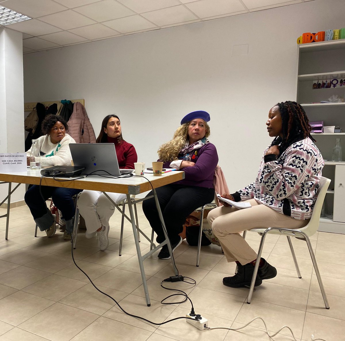 Burlatako Feministak tweet media