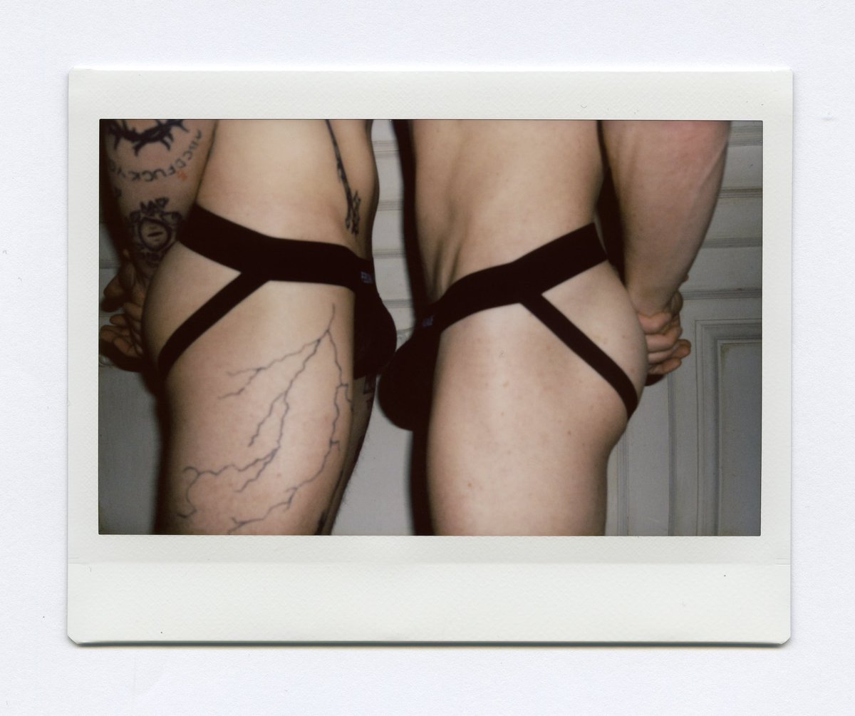 Hnat’s photography tweet media