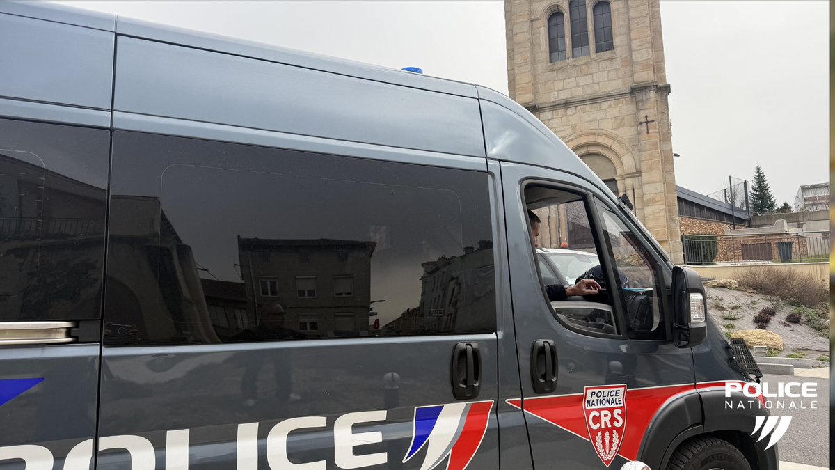 Police Nationale 42 tweet media