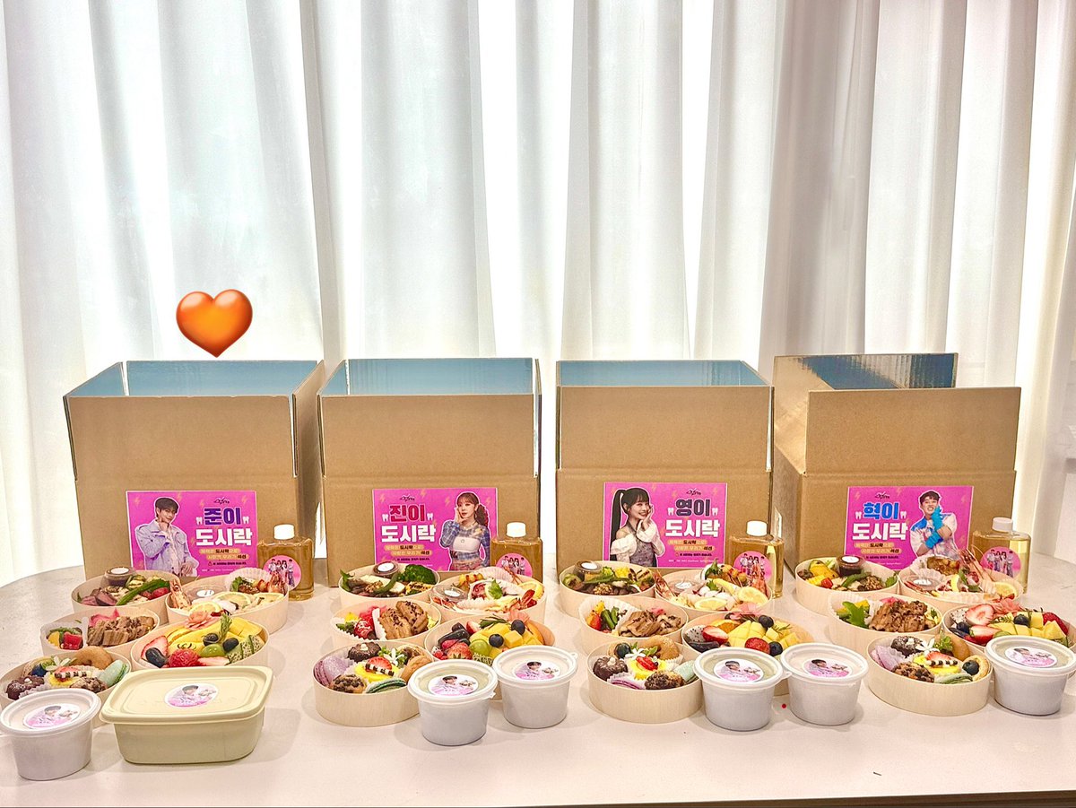 Cornflower ✿ tweet media