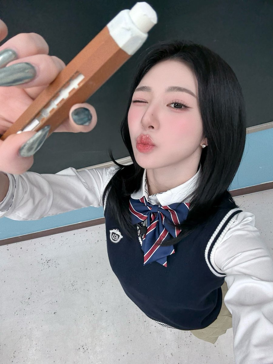 gapyeonghaus's tweet photo. [260306]
#tripleS Xinyu fromm update 🦊

#Xinyu #신위 #シンウィー https://t.co/tiOrURK38g