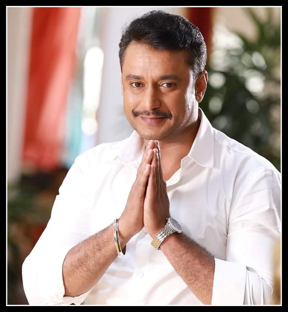 UHanumannn___'s tweet photo. ಕಿತ್ತಾಡಿಕೊಂಡು ಏನಾದ್ರೂ ಮಾಡ್ಕೊಂಡು ಸಾಯರಿ,
ಆದ್ರೆ ಫ್ಯಾಮಿಲಿ ಟ್ರೋಲ್ ಮಾತ್ರಮಾಡ್ಬೇಡಿ ಕಣ್ರಯ್ಯ 🙏🏻🙏🏻🙏🏻
My sincere request to all fandom ❤️
ಸಾಕು ನಿಲ್ಸಿ 🙏🏻
ಫ್ಯಾಮಿಲಿ ಟ್ರೊಲ್ ಮಾಡಬೇಡಿ 🙏🏻
#Darsham #yash #sudeep #puneethrajkumar #sandalwood https://t.co/CnBWrL3Y3c