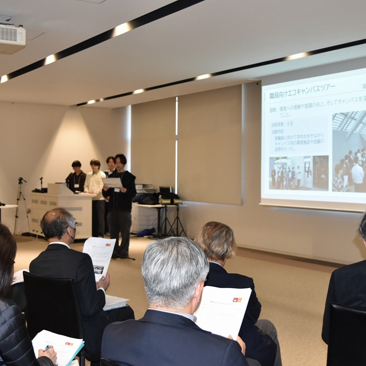 NITSDGsSTUDENTS's tweet photo. 皆さん、こんにちは！
NIT SDGs STUDENTSです。

2月13日（金）、第27回EMS推進協議会を開催しました。
協議会では、後期の活動報告を行うとともに、各企画について活発な意見交換を行いました。
これからもより良い環境づくりを目指し、活動を続けていきます。

投稿：本多
#学生環境推進委員会 #SDGs https://t.co/vL0w35tXcu
