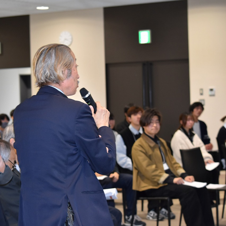 NITSDGsSTUDENTS's tweet photo. 皆さん、こんにちは！
NIT SDGs STUDENTSです。

2月13日（金）、第27回EMS推進協議会を開催しました。
協議会では、後期の活動報告を行うとともに、各企画について活発な意見交換を行いました。
これからもより良い環境づくりを目指し、活動を続けていきます。

投稿：本多
#学生環境推進委員会 #SDGs https://t.co/vL0w35tXcu