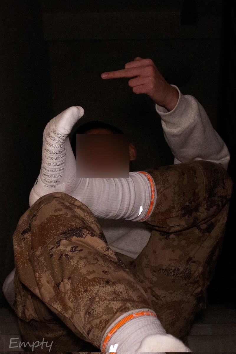 EMPty🇨🇳 tweet media