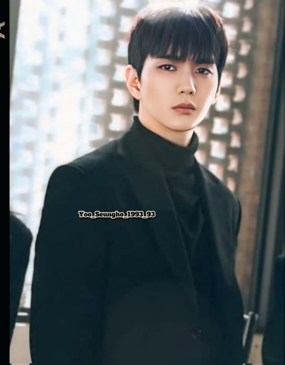 Moldir755841576's tweet photo. Yoo Seung-ho 🤴🏻
Habit: Avoiding social media. 🚫📱
He practically doesn't use them personally. He prefers to spend his free time at home with his pets. 🐈⬛❤️
#YooSeungHo #ЮСынХо #유승호 #ImNotARobot #Kdrama #KoreanActor #Dandyoo #ActorYooSeungHo #Korea #Dorama #ЯНеРобот # https://t.co/wOdFfQTJwf